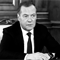 Дмитрий Медведев заявил о необходимости скорректировать правила выдачи Fan ID