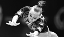 Ангелина Мельникова стала чемпионкой Европы в опорном прыжке